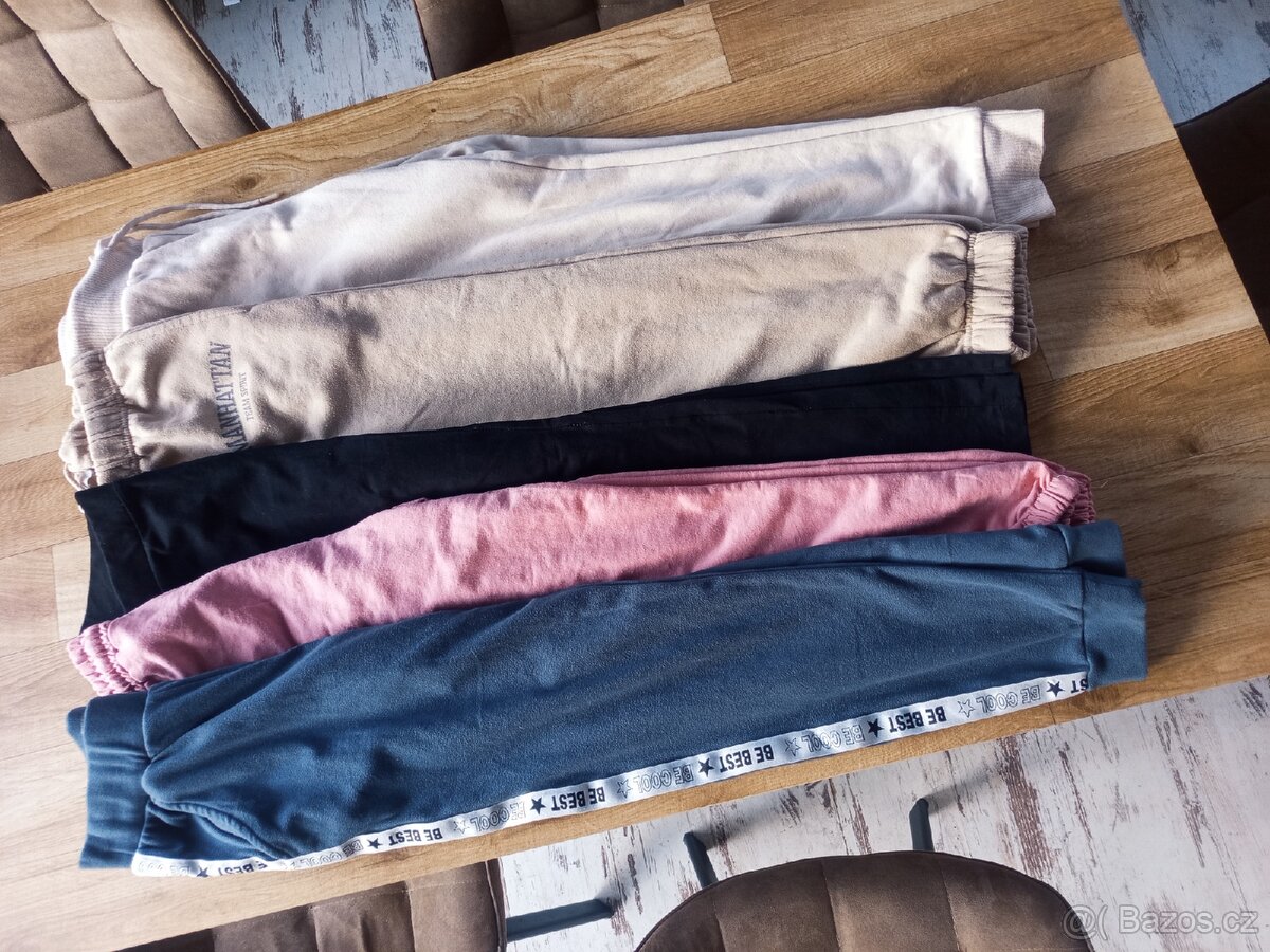 5x tepláky,S - 2