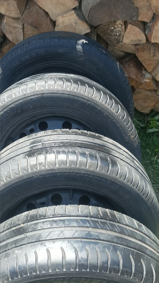 Prodám na Fabii 2 Michelin 4x kola 195x55R15 - 2