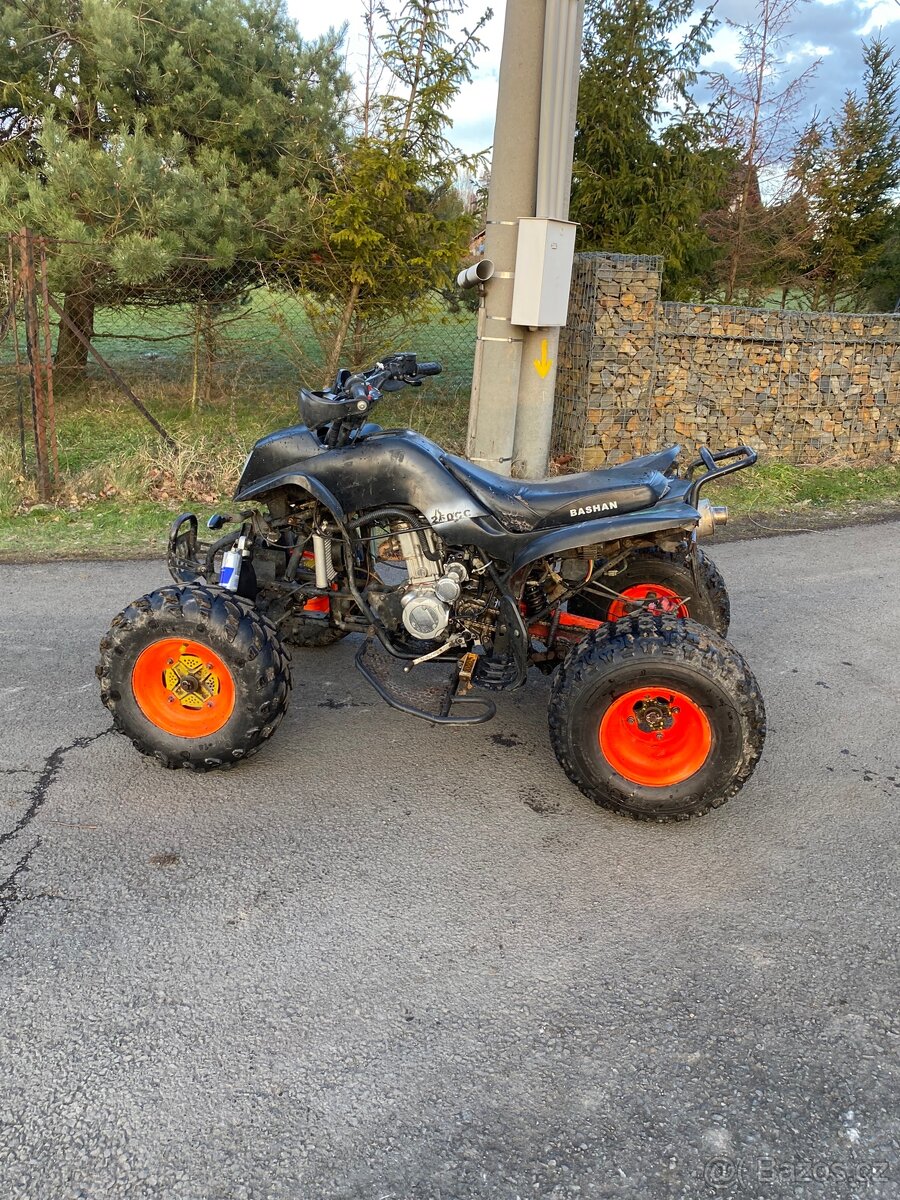 Čtyřkolka Bashan 250