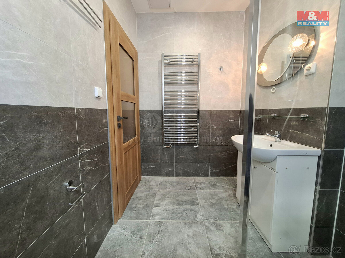 Pronájem bytu 2+1, 74 m², Karlovy Vary, ul. Rumunská - 2