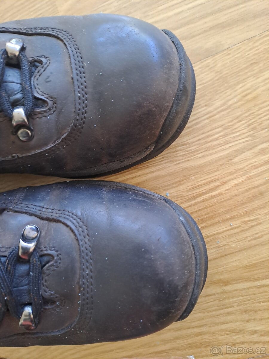 Dámské zimní boty vel 39 (široké - 2