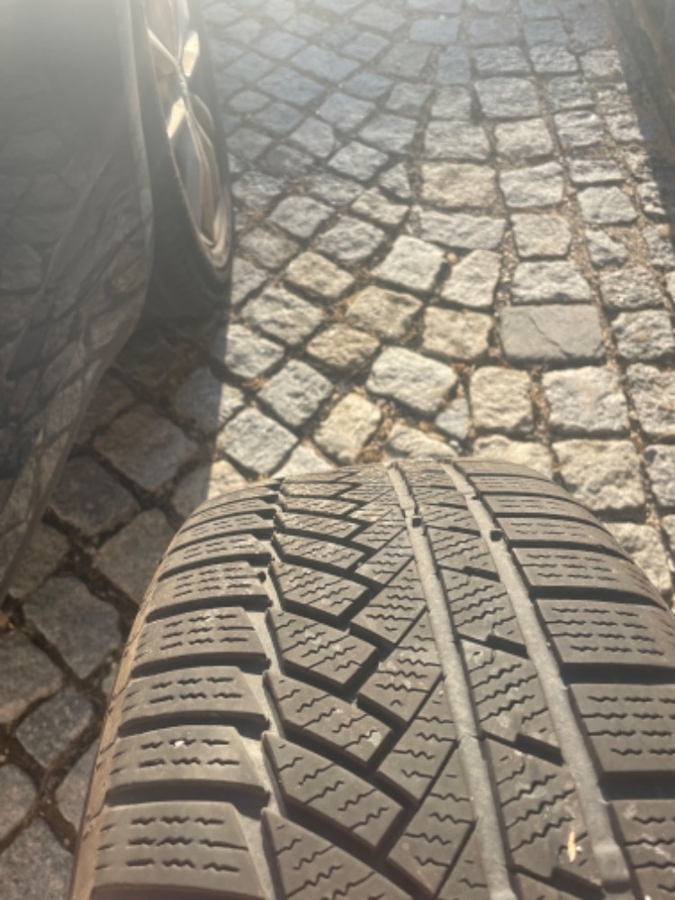 Alu sada kol continental 4x R17 225/50 zimní - 2