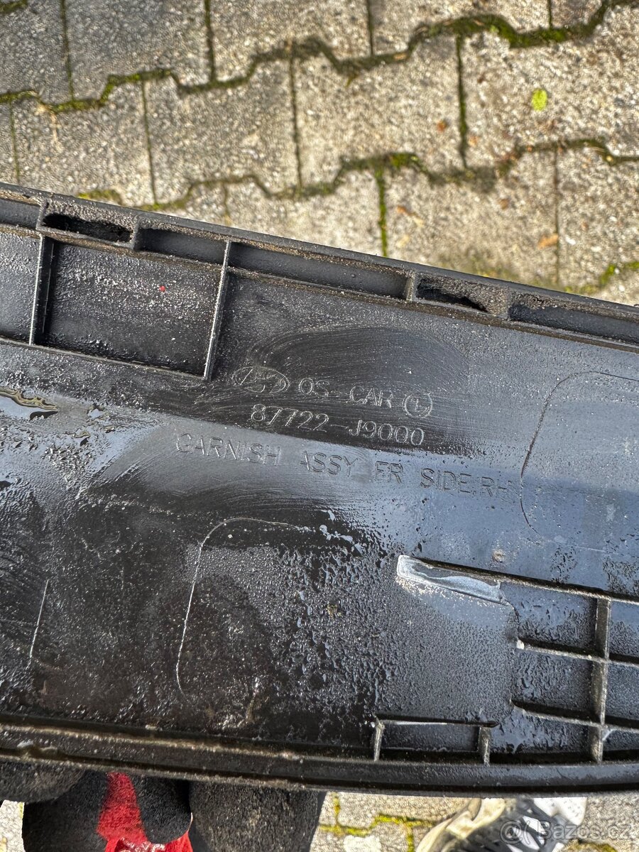 Hyundai Kona - přední pravé dveře - 2