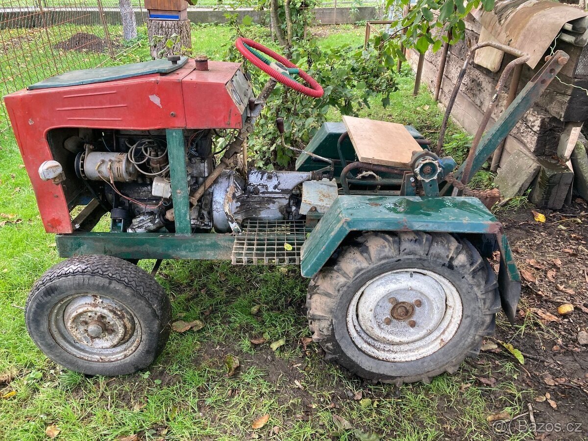 Malotraktor domácí výroby - 2
