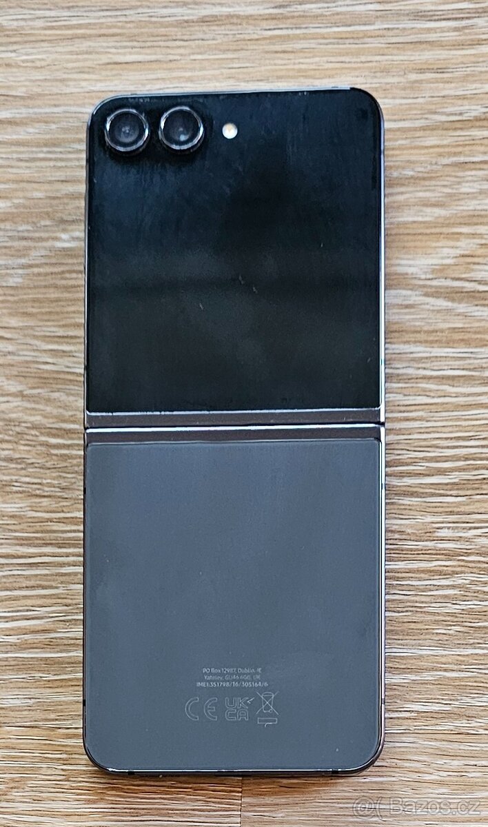 Prodám Samsung Galaxy Z Flip 5 – 512 GB, černý, JAKO NOVÝ - 2