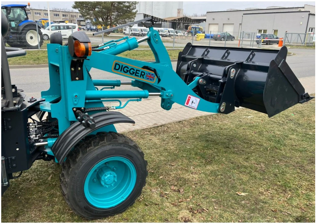 Traktorbagr Digger TB10 - 2