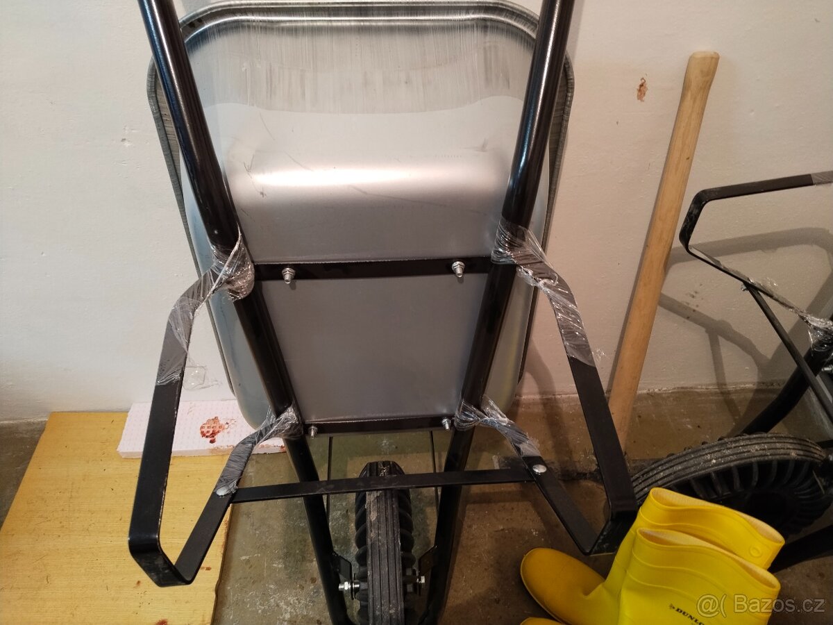 Stavební kolečko2, srdcovky2, krumpáč, holiny - 2