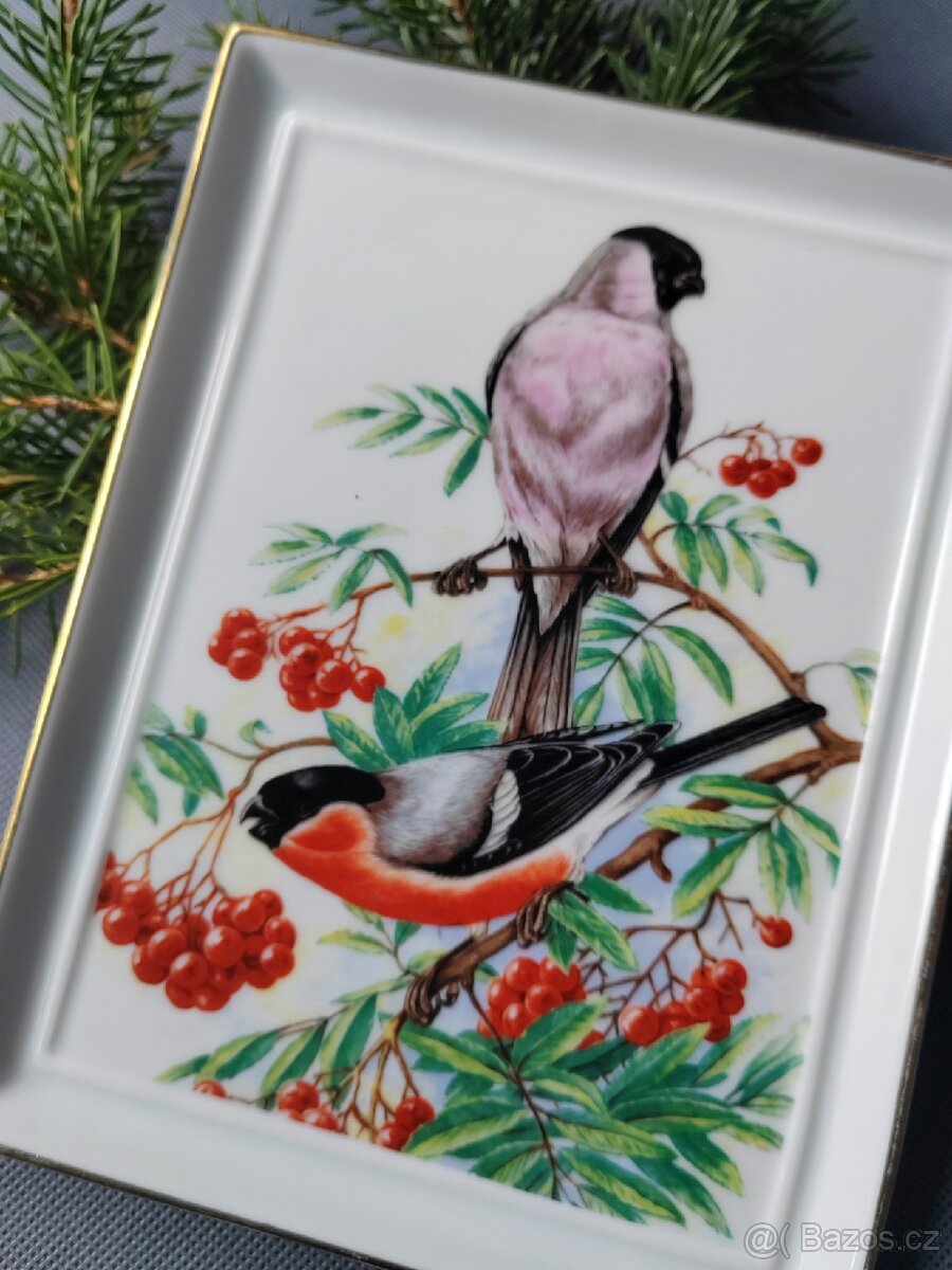 Vynikající porcelánová plaketa s motivem ptáků na jeřabině - 2