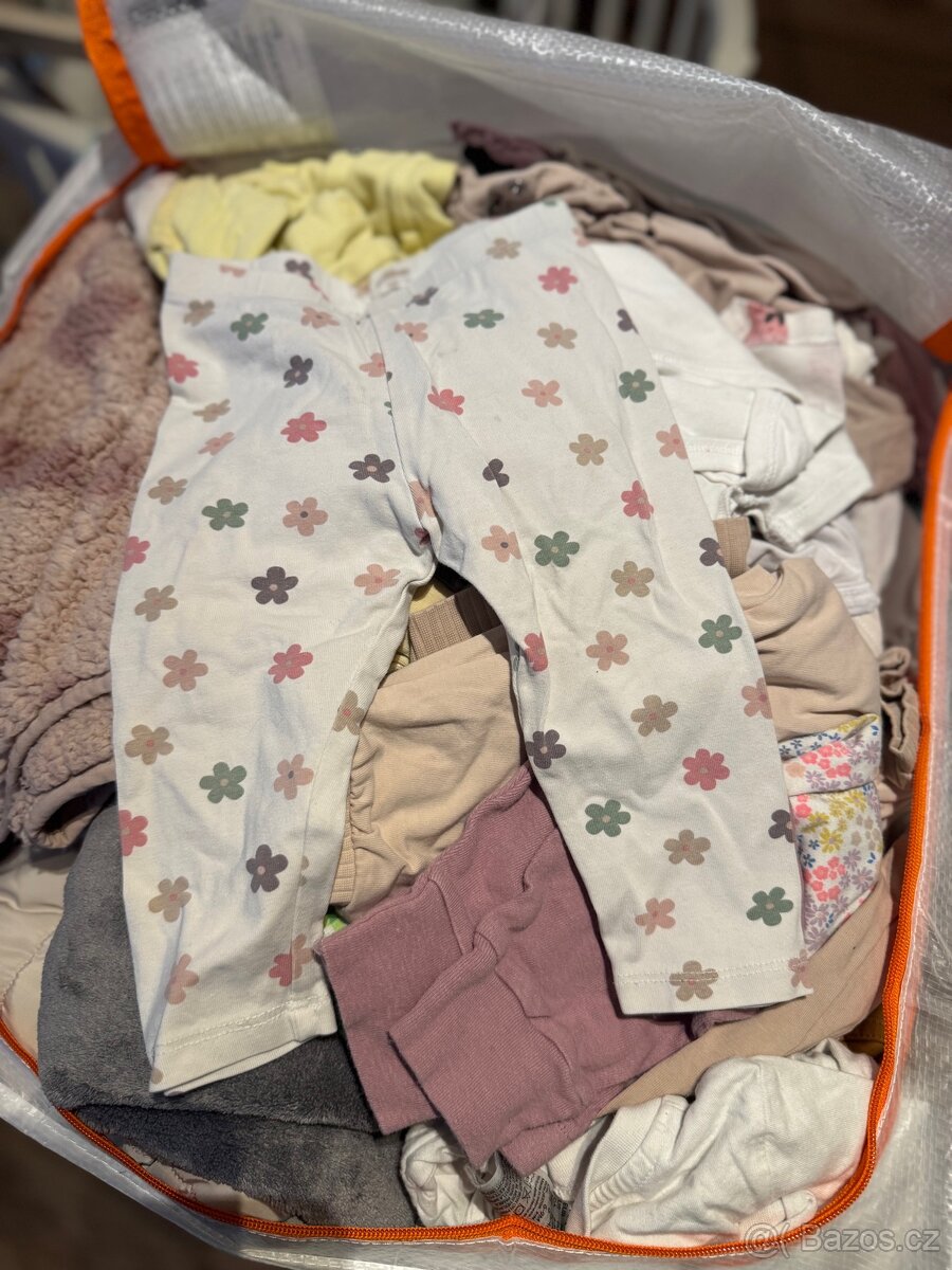 Oblečení pro holčičku od novorozence až do roku - 2