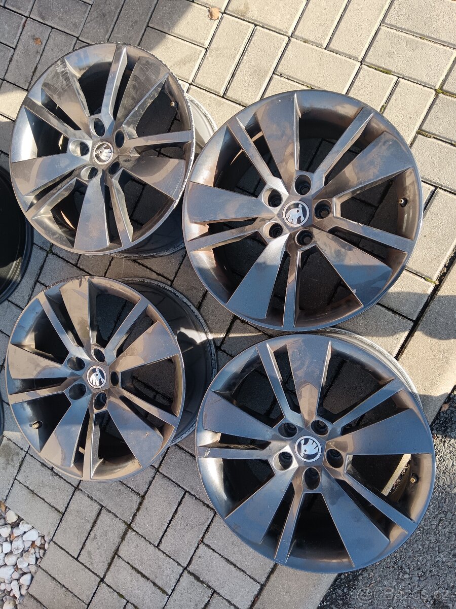 ORIGINAL SKODA SUPERB III 18" ZENITH ANTRACIT - 2