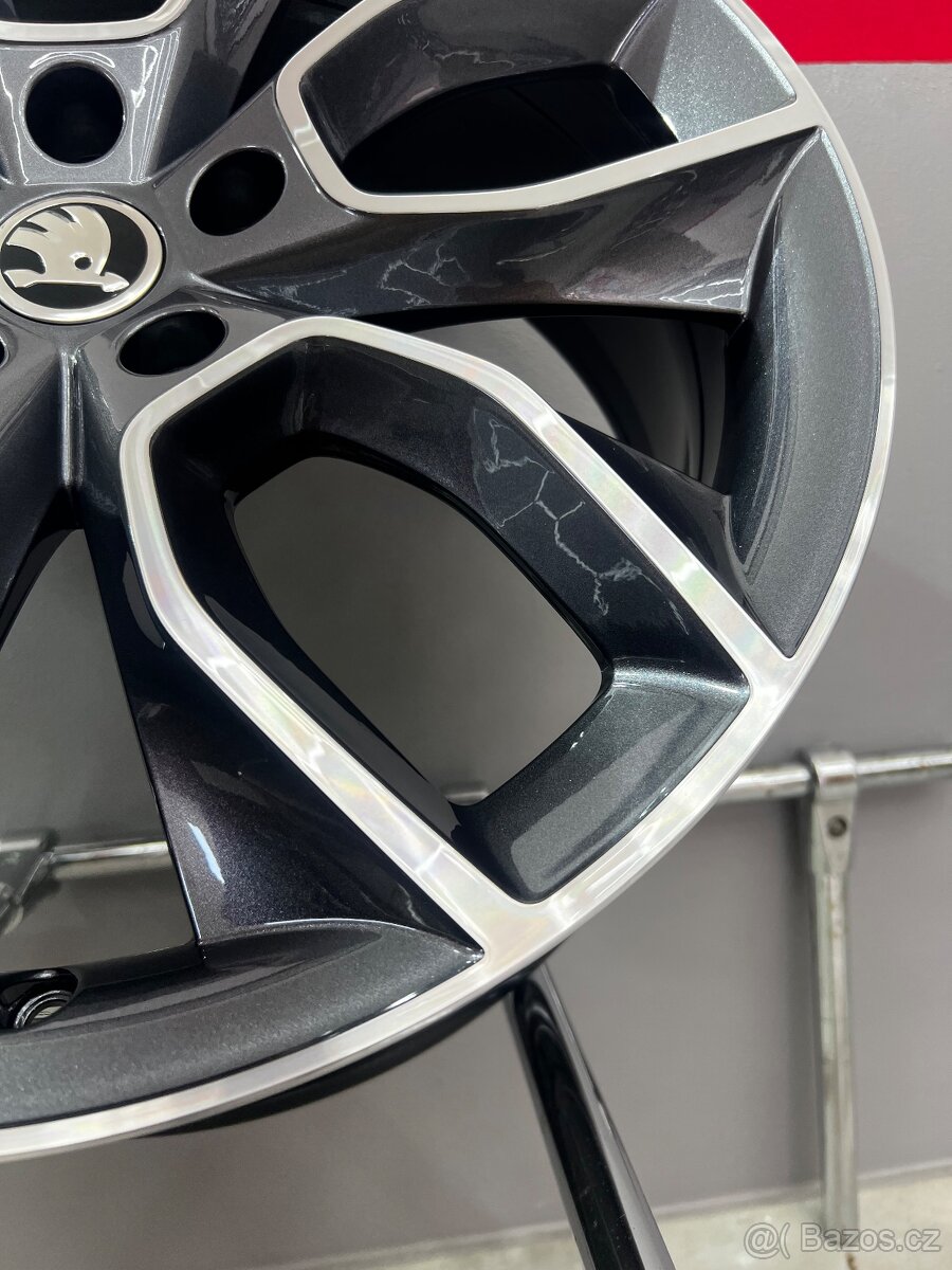 Škoda octavia IV top r19 - 2