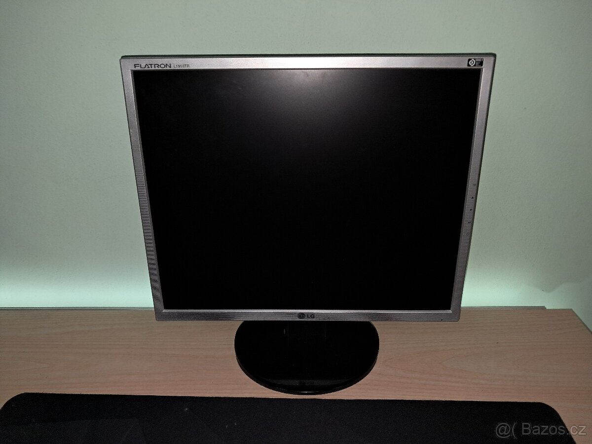 Monitor LG Flatron L1935TR+Repráky Genius SP-E350 - 2