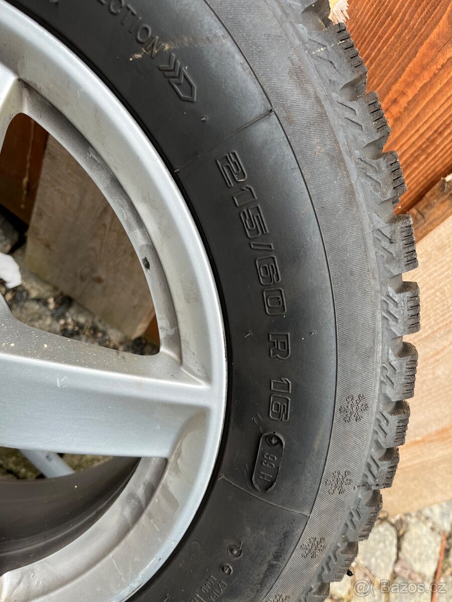Alu kola s pneu vraník 215/60r16 - 2
