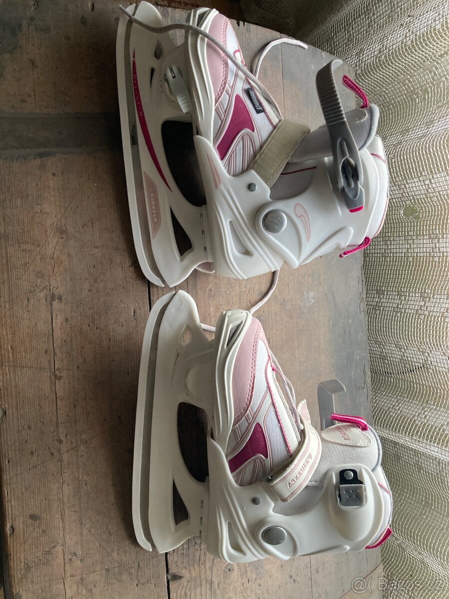 Dívčí brusle 34-37 - 2