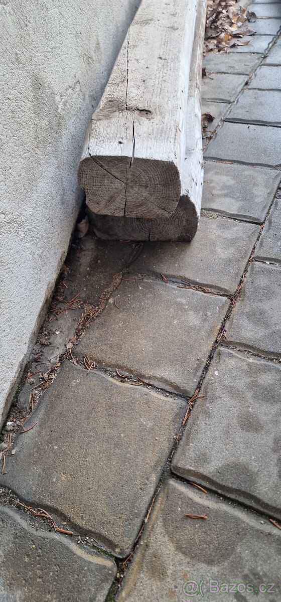 Prodej trámů z demolice - 2