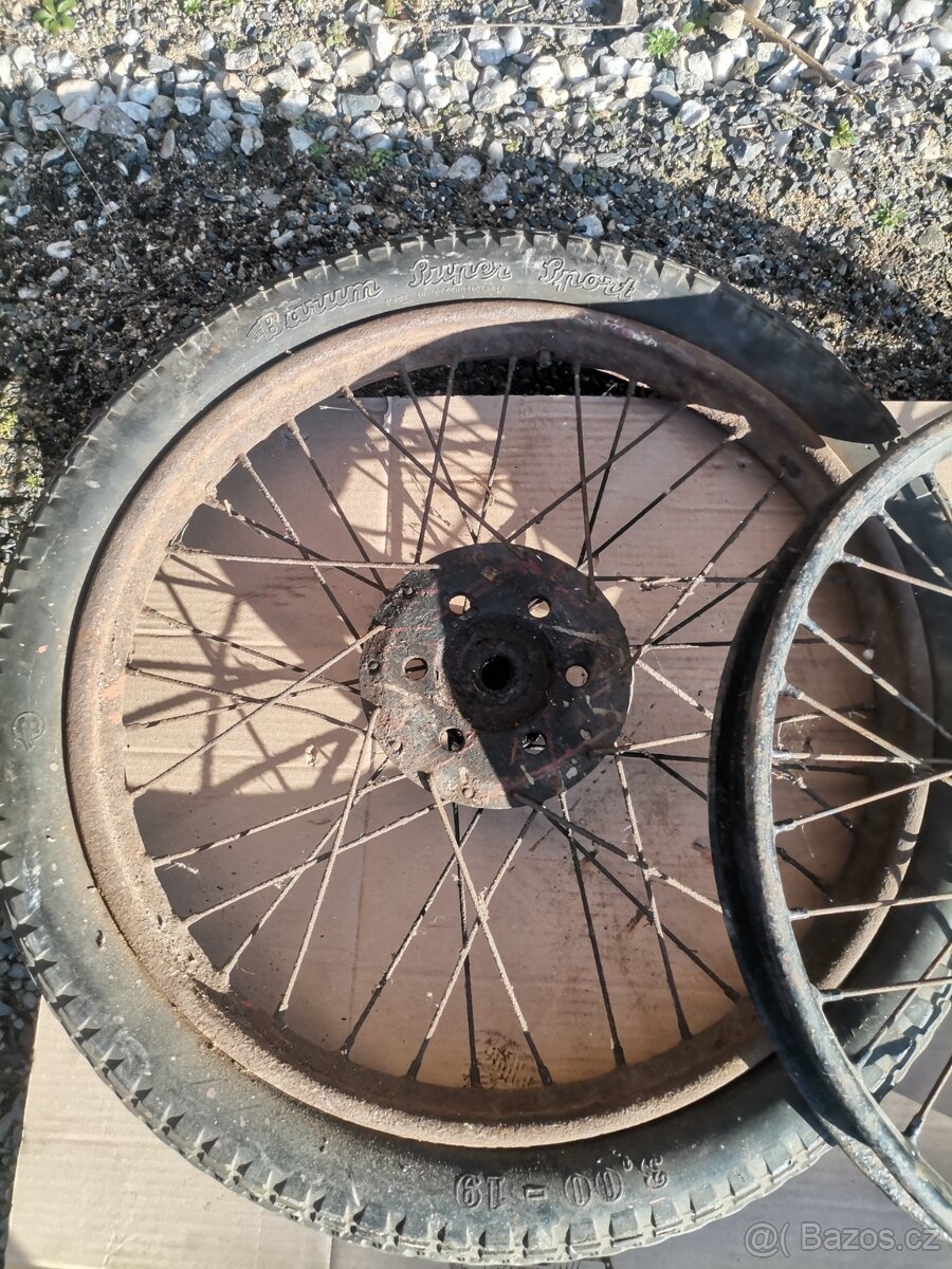 Jawa CZ 150c kola - 2