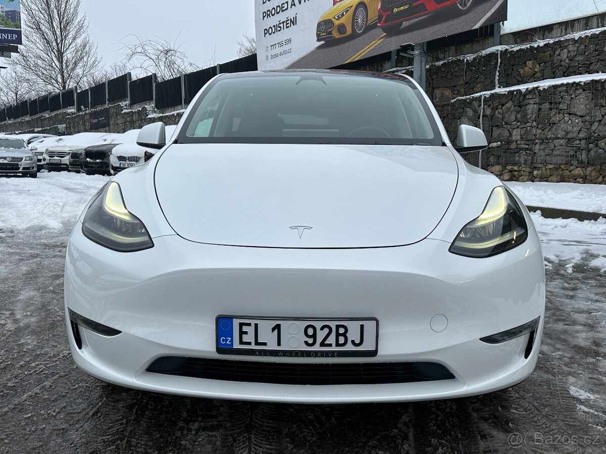 Tesla Model Y 2023 - 2