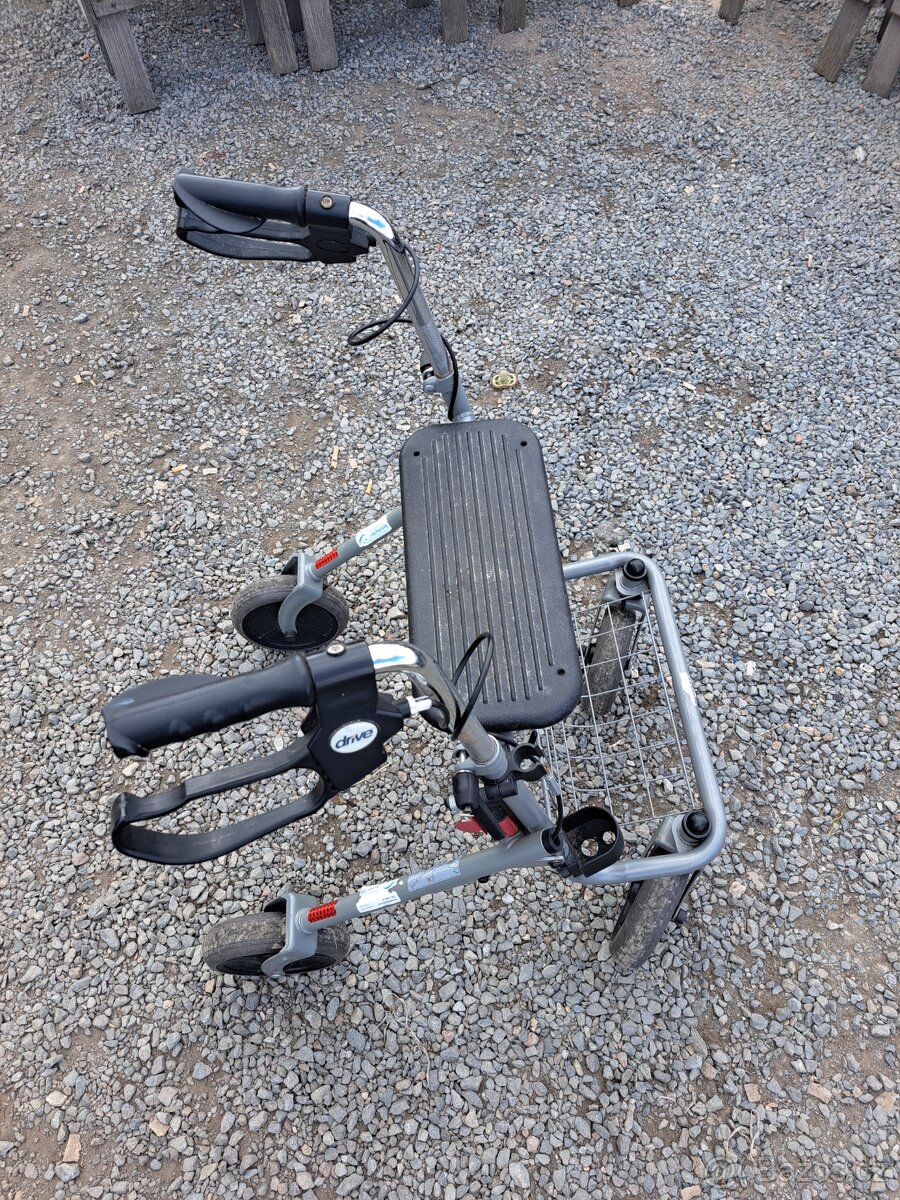 Chodítko pro seniory - 2