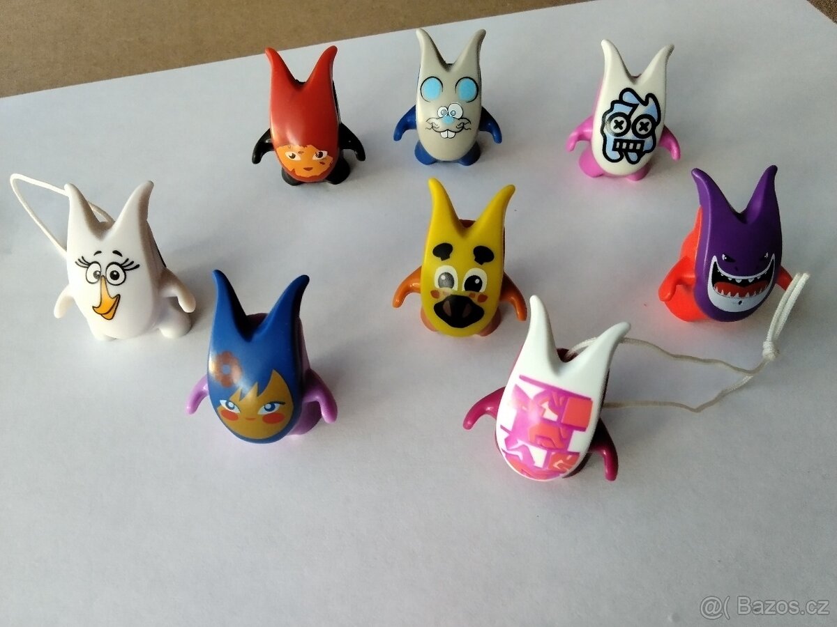 3 RŮZNÉ FIGURKY - 2