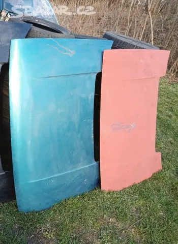 Fiat Uno (Logo) 1989-2002 - kapota motoru - 2