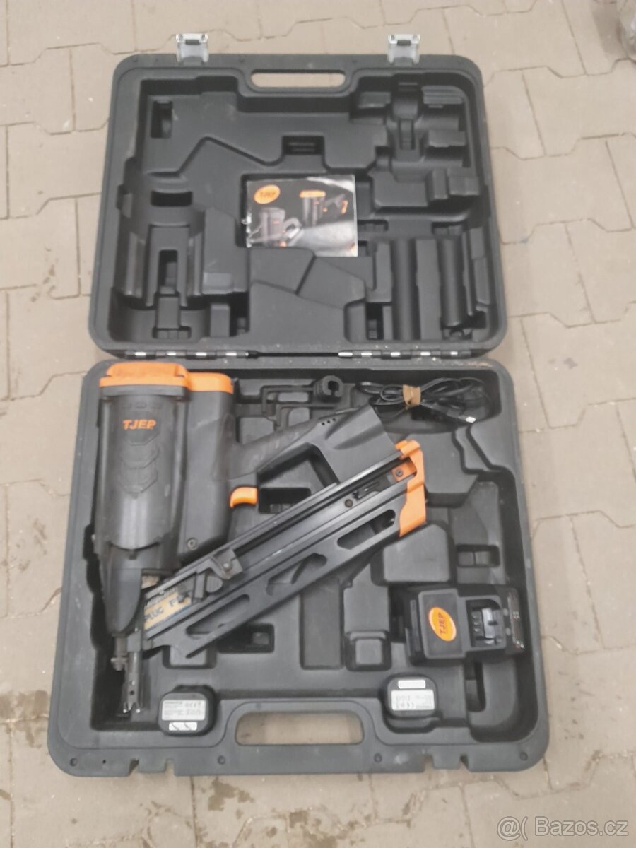 Pistole na hřebíky - 2