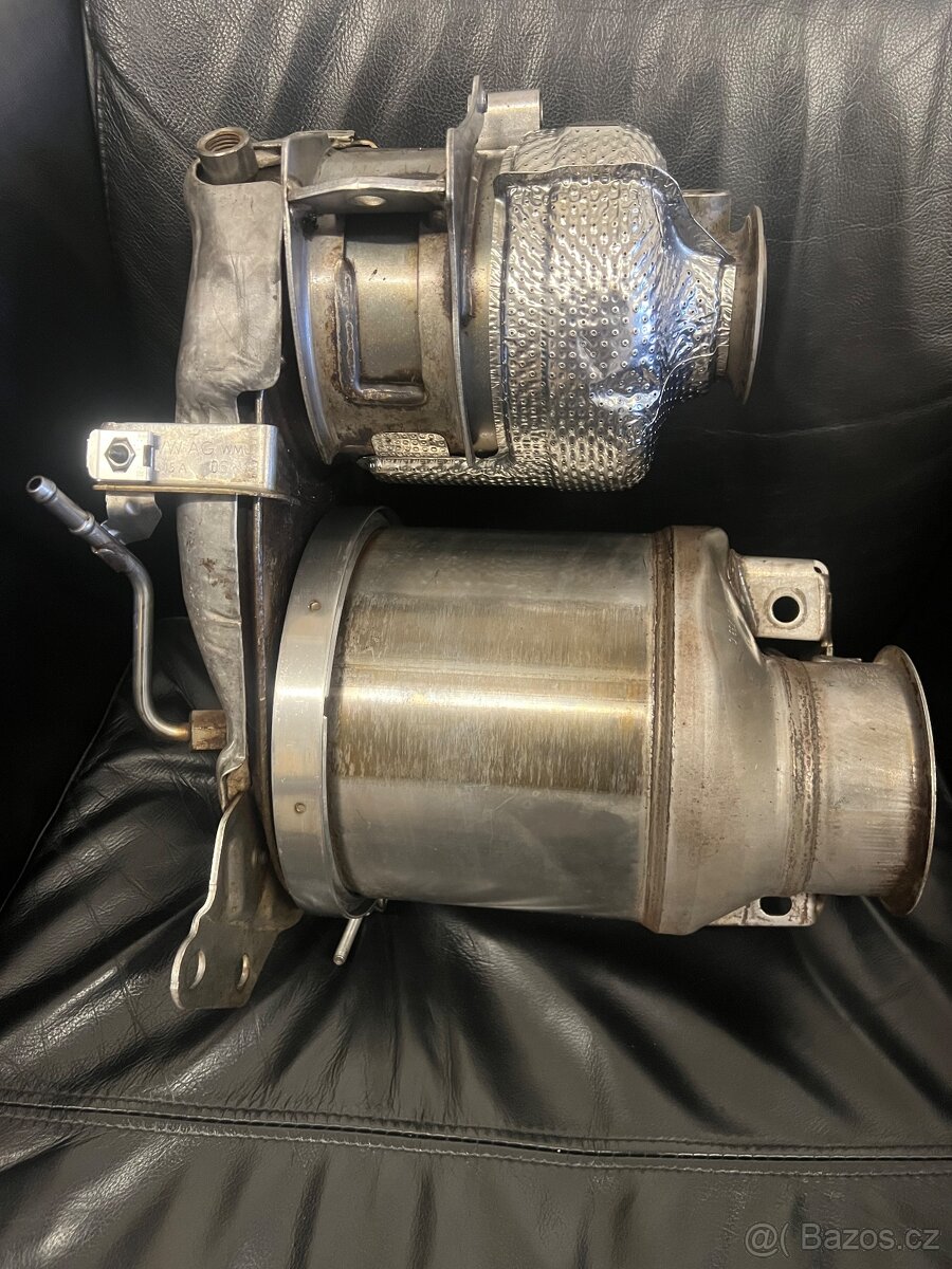 ŠKODA OCTAVIA 3 04L131723K - 2