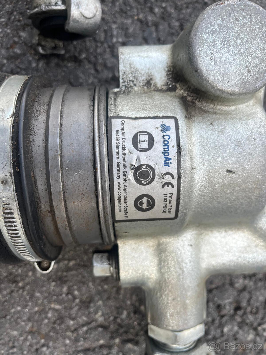 Pneumatické sbíjecí kladivo Compair CTP-10 - 2