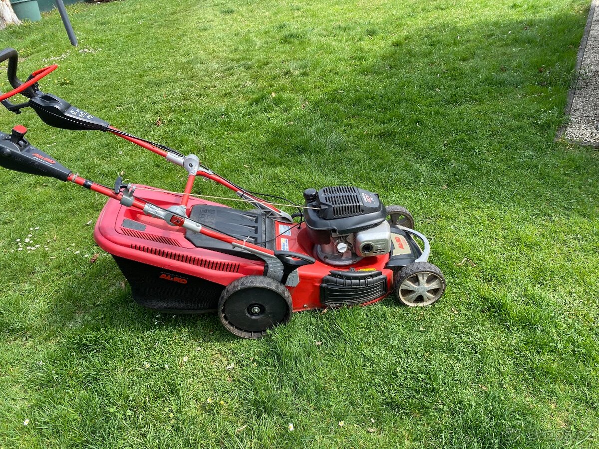 Sekačka benzínová - 2