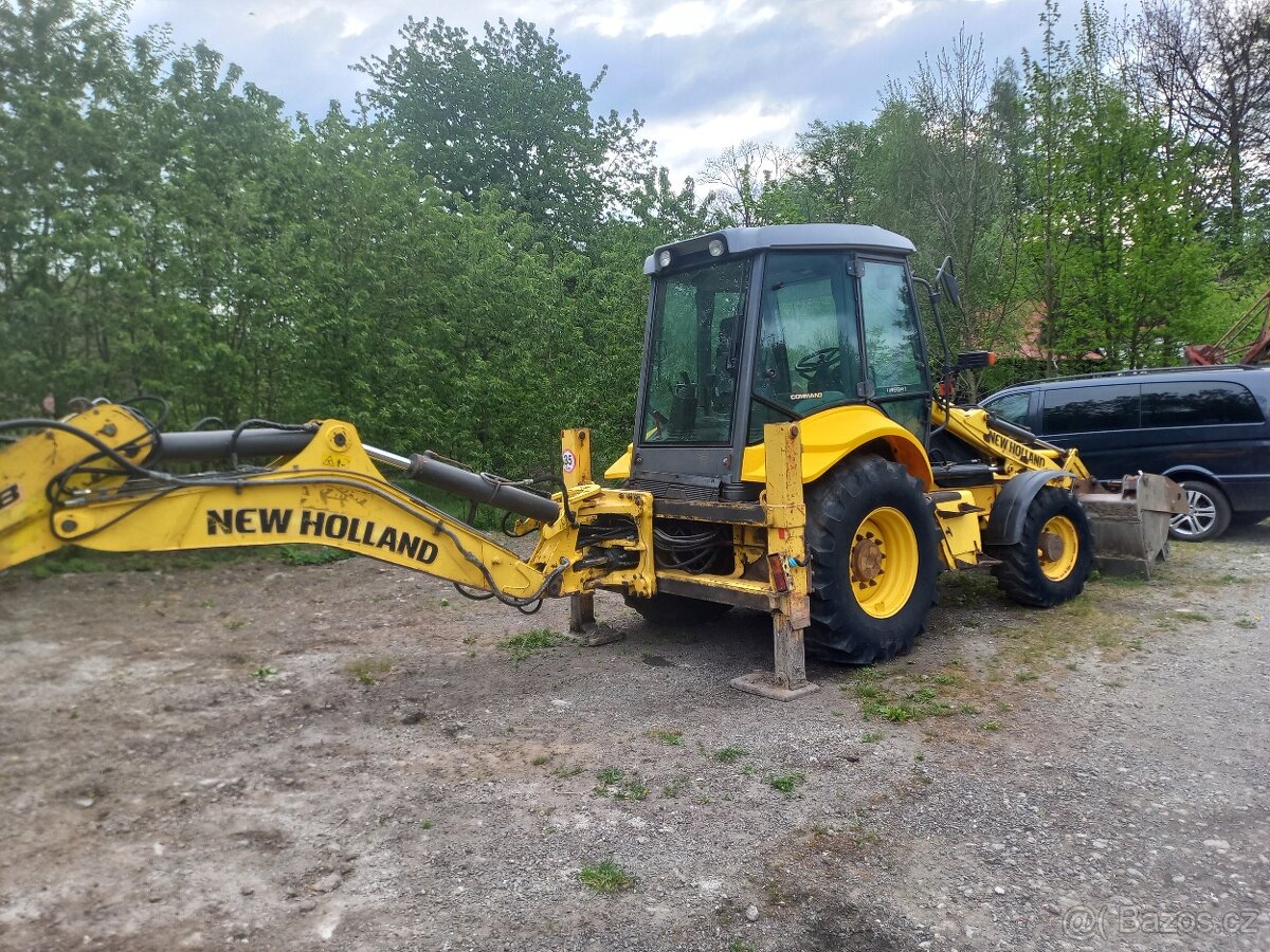 Traktorbagr New Holland B110b - 2