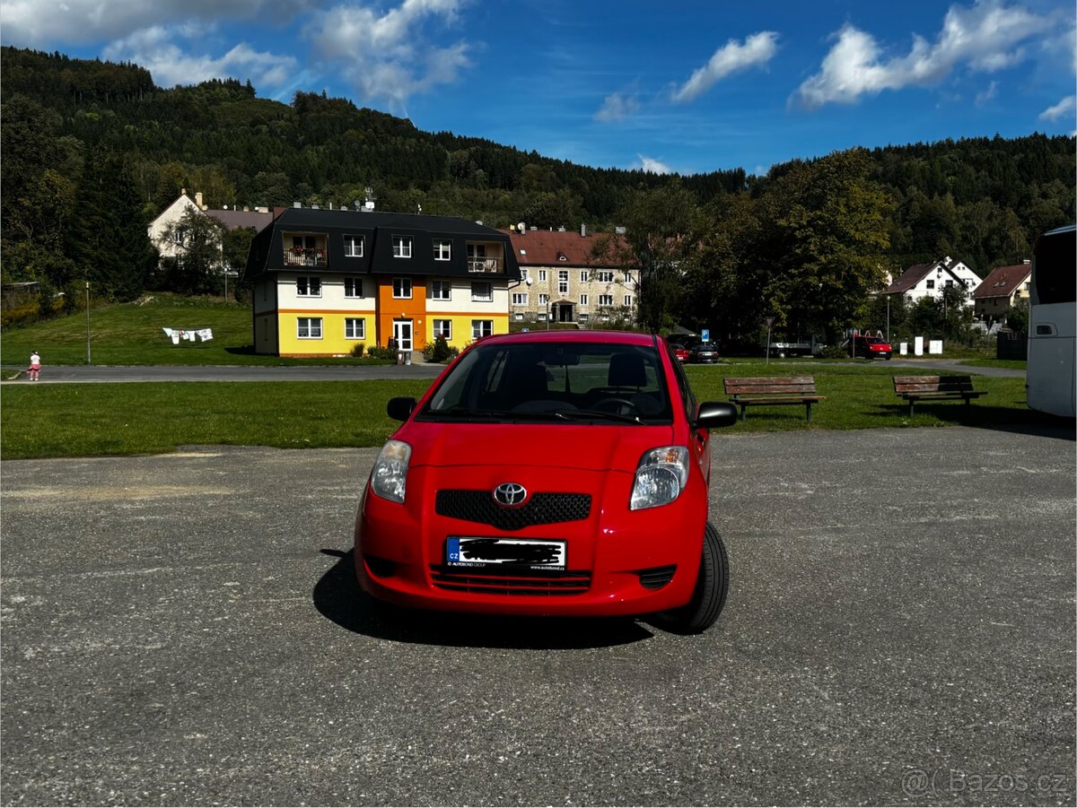 Toyota Yaris 1.0 - 2