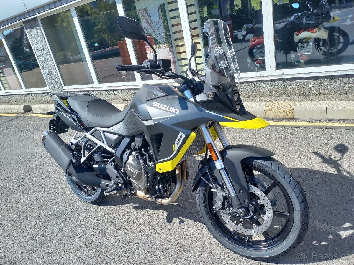 Suzuki V-Strom 800 nový motocykl