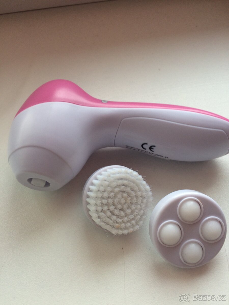 Čisticí kartáček - 2