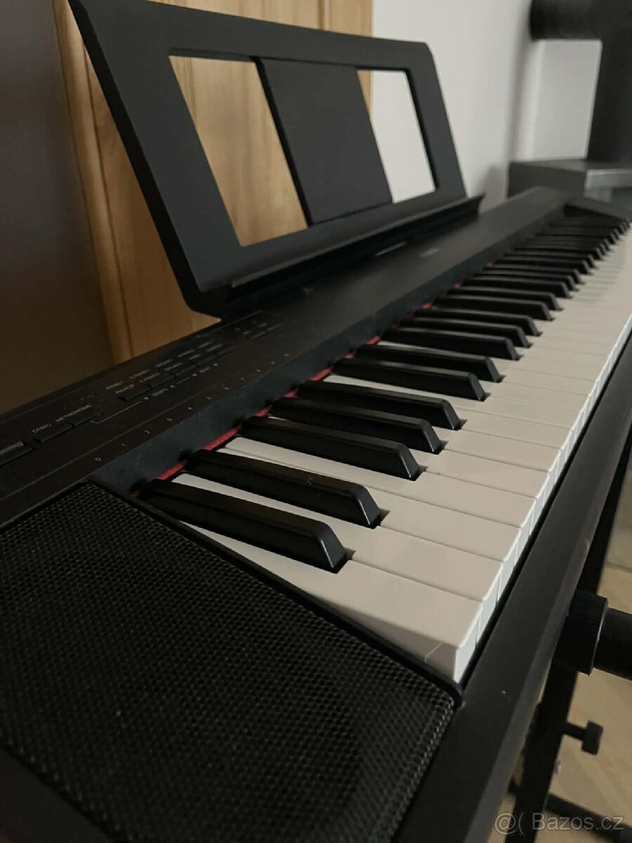Klávesy Yamaha - 2
