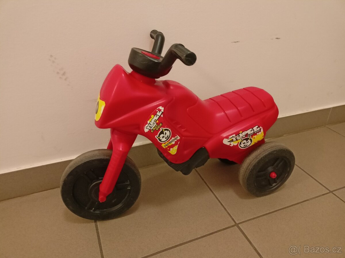 plastové odrážedlo - 2