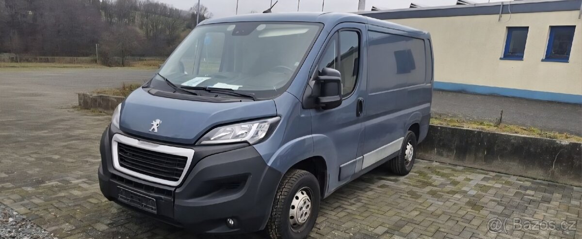 Peugeot Boxer 2,2 120 PS 2021 motor na opravu - 2