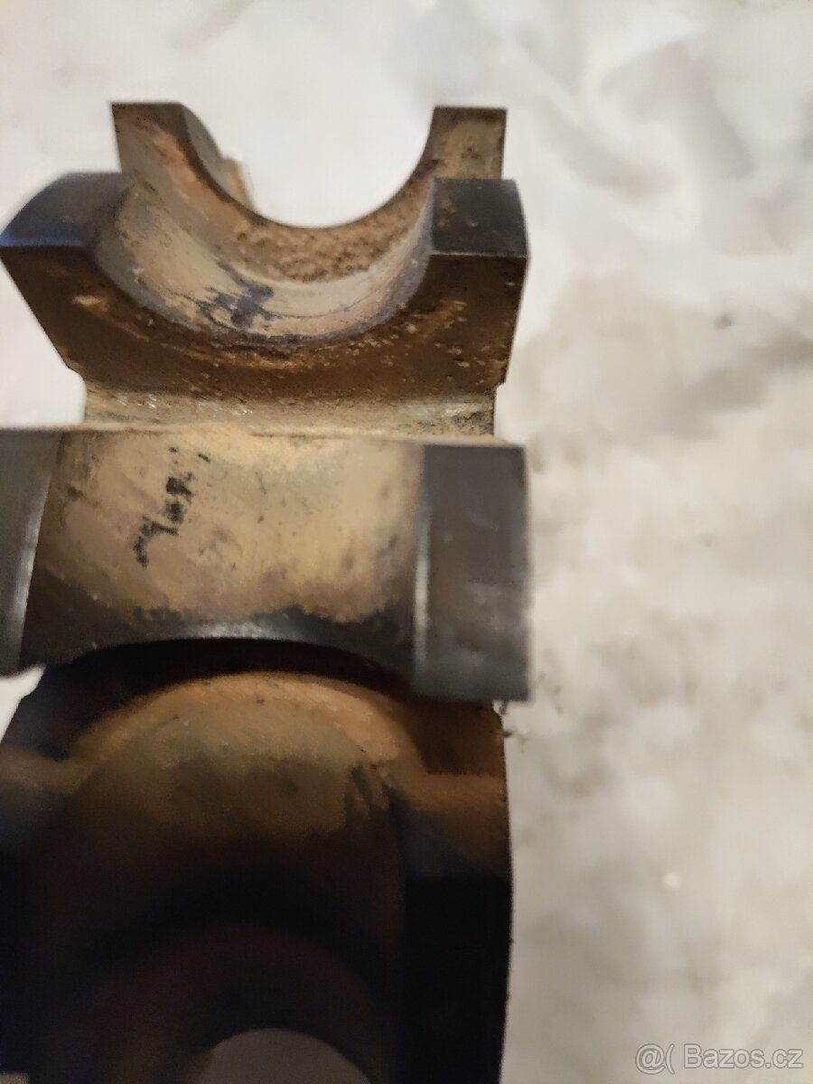 Radiusová frézovací hlava na spodní frézu - 2