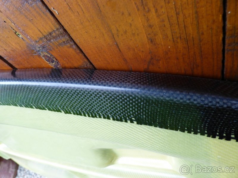 Kryt motorového prostoru Mitsubishi Lancer EVO 9 - 2