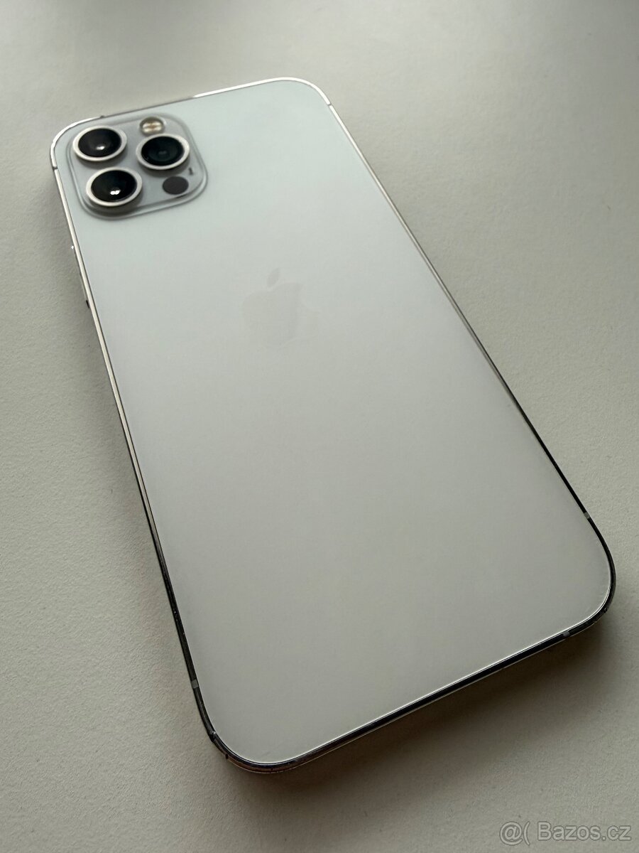 IPhone 12 Pro 256gb bílý - 2