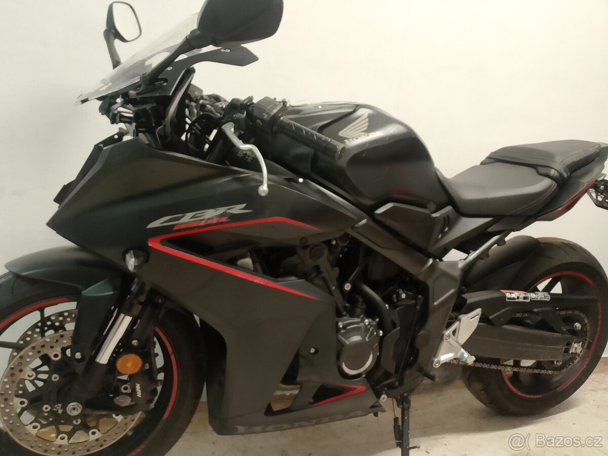 Honda CBR 650 r - 2