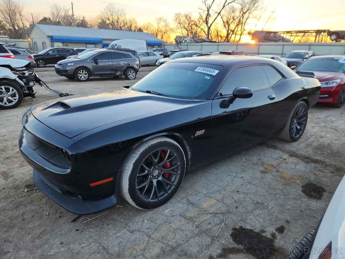 DODGE CHALLENGER SRT 392 6.4 2016 - 2