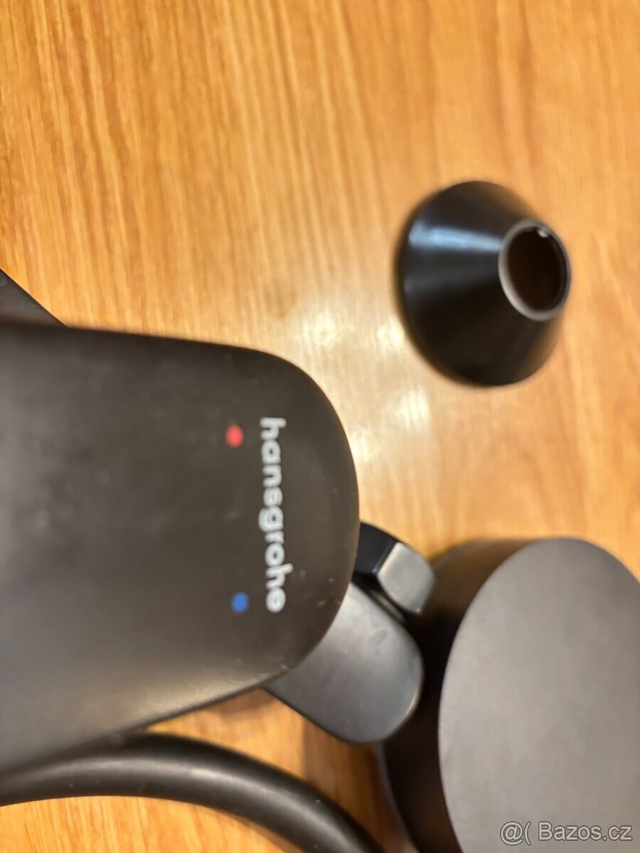 černá koupelnová baterie - 2