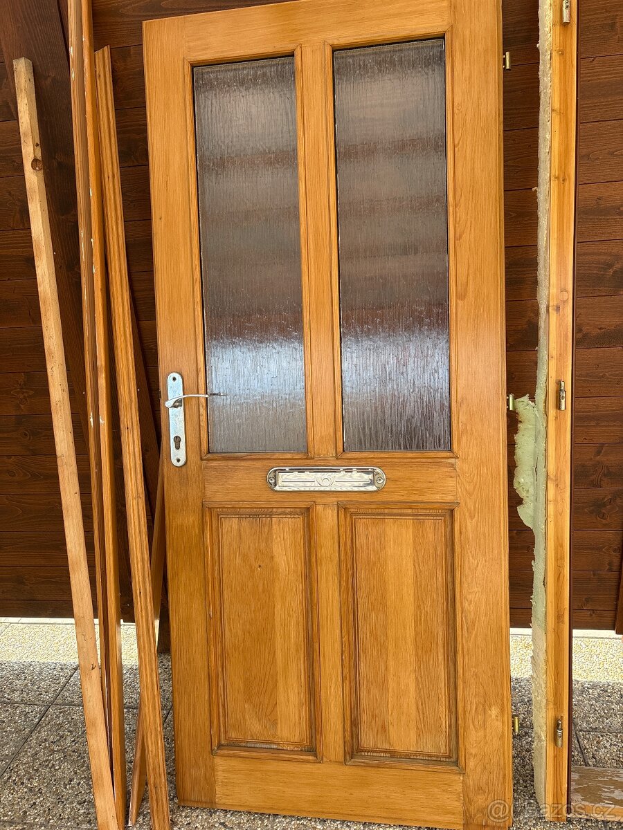 Vchodové dveře dřevěné - 2