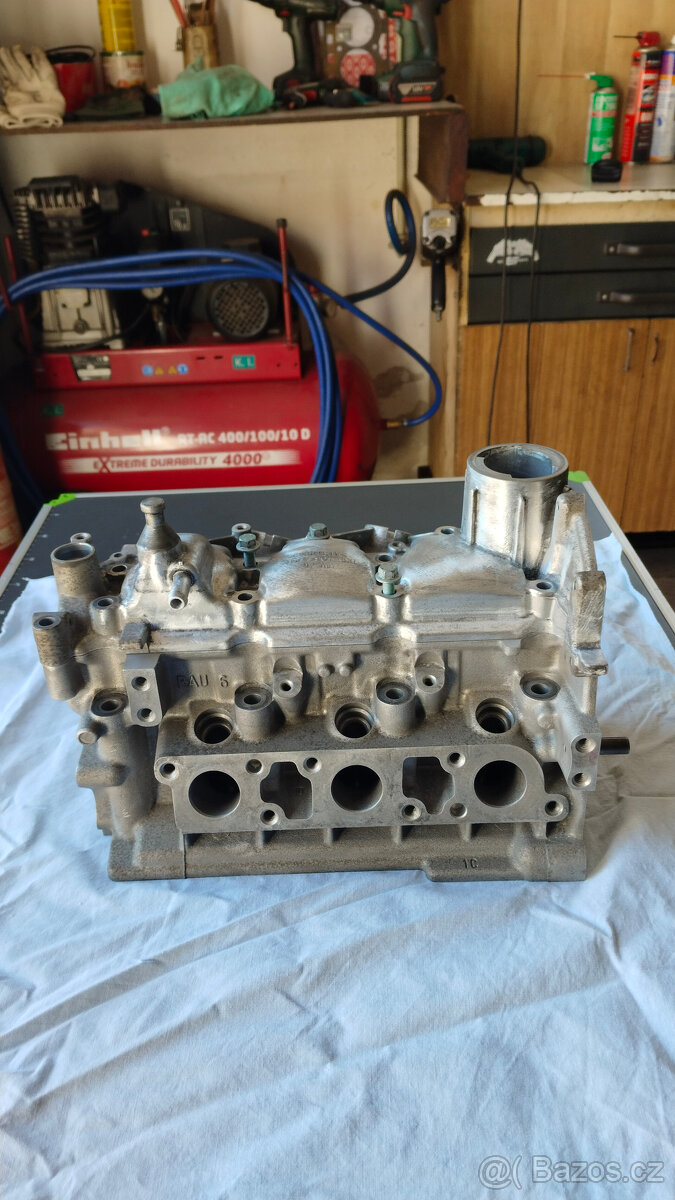 Hlava motoru-HTP - 2