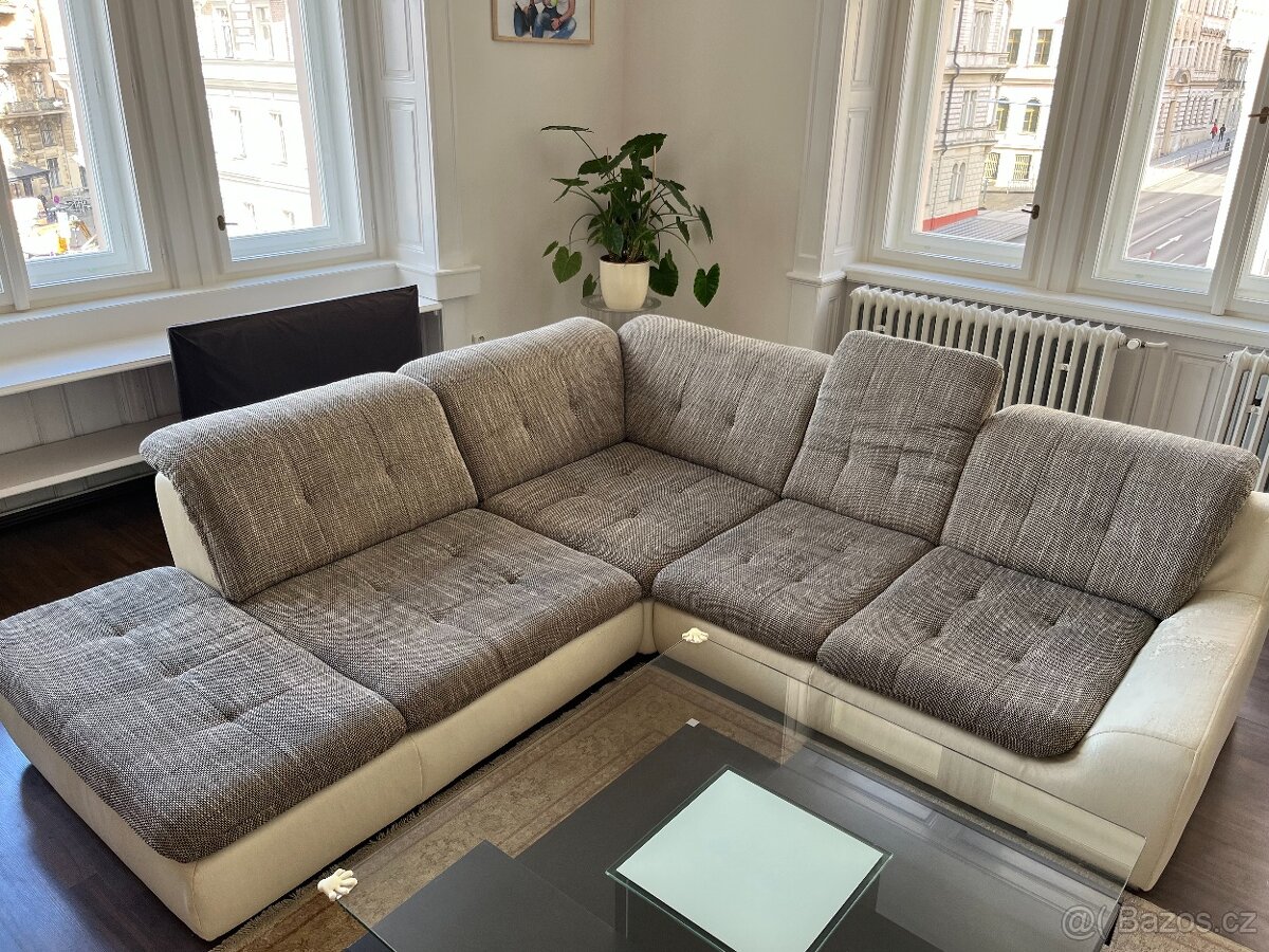 velka sedací souprava bila, velka sedačka - 2