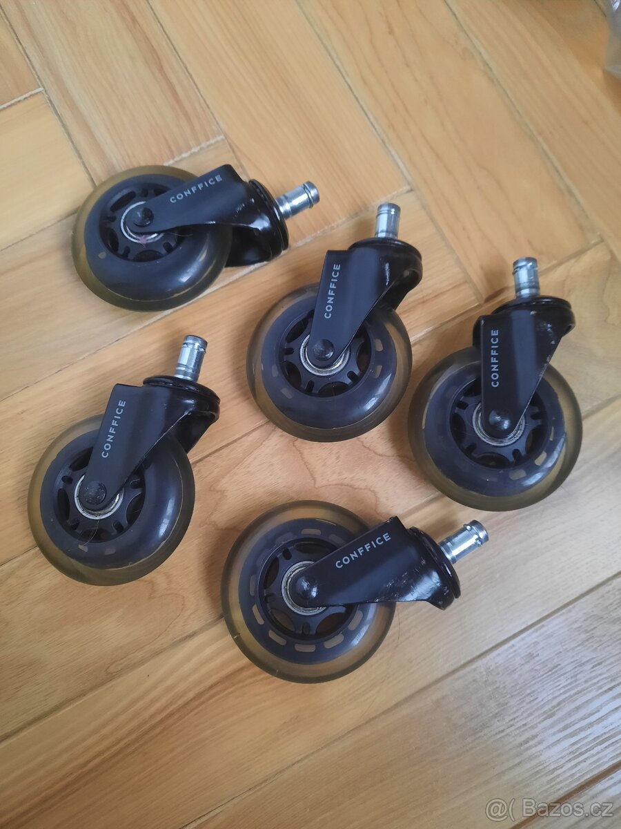 Kolečka ke kancelářské židli - 2