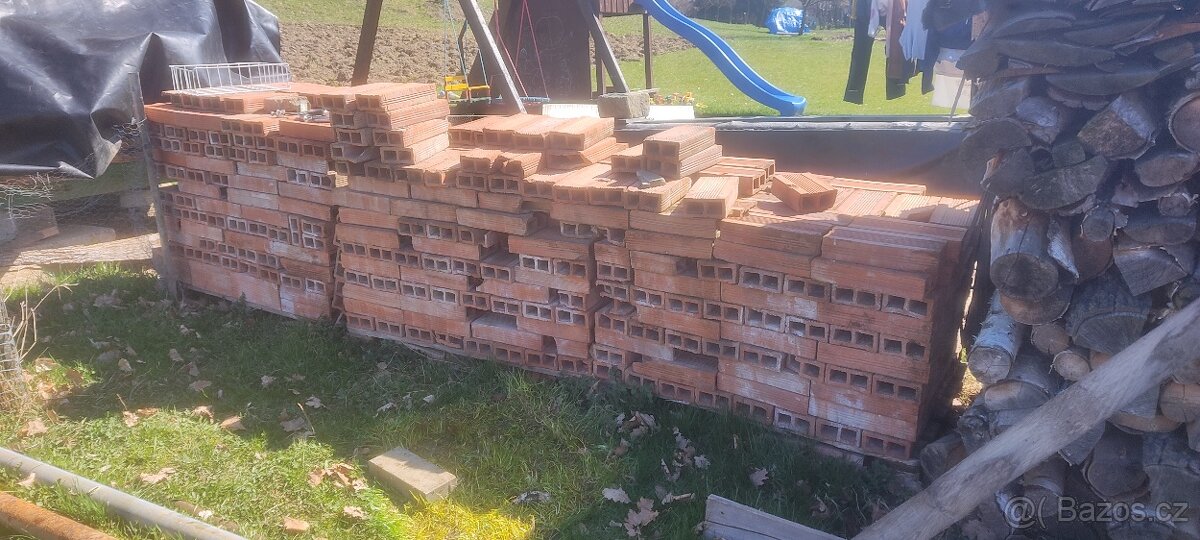Cihla dutá příčkovka - 2