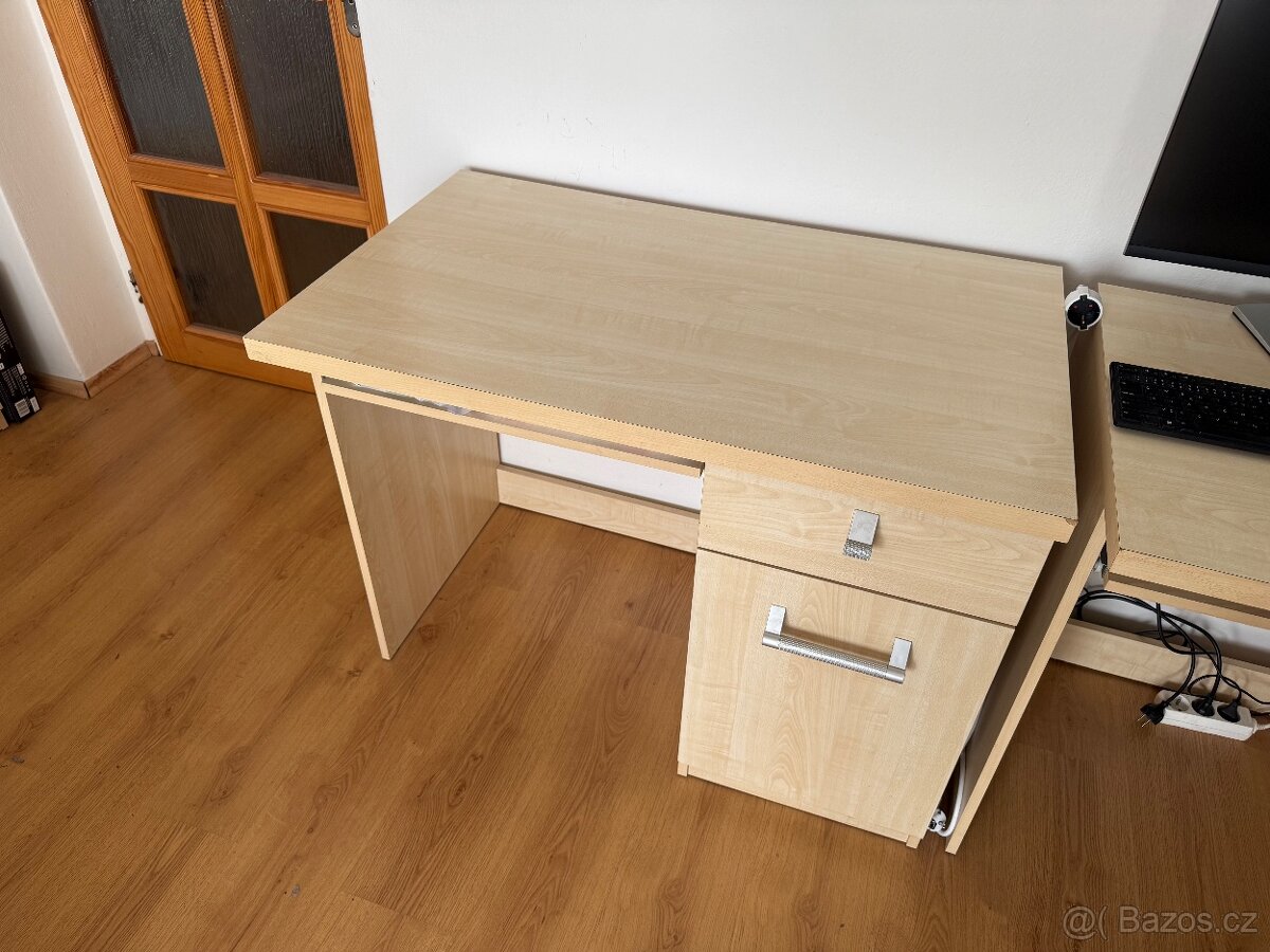 Psací stůl - 2