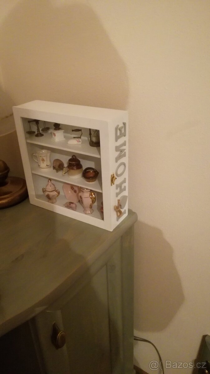 Miniaturky se skříňkou - 2