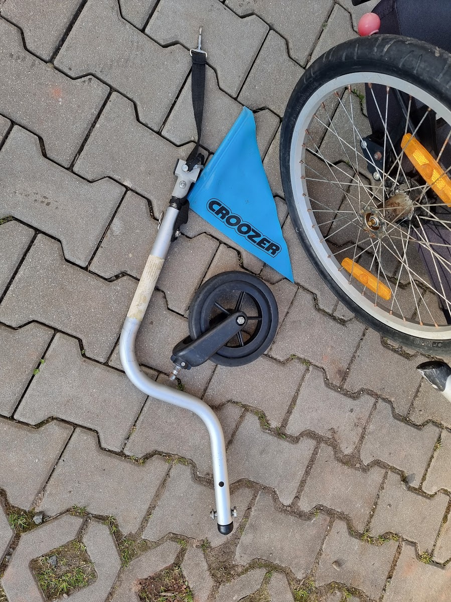 Kočárek Croozer Kid for 1, za kolo i na brusle - 2