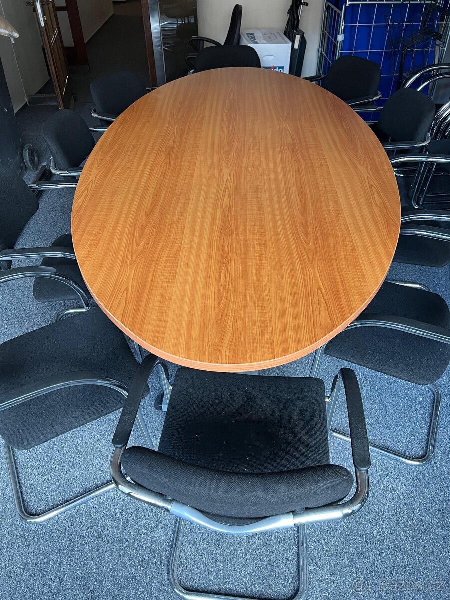 Konferenční stůl - 2